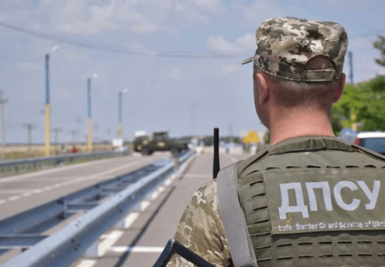 Powercom Imperial захист техніки для прикордонної служби